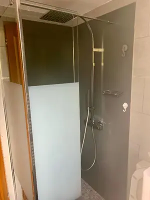 Salle de bains dans l'établissement Studio Pinzali Avec Mezzanine