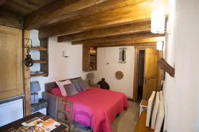 Coin salon dans l'établissement Les Bergeries 