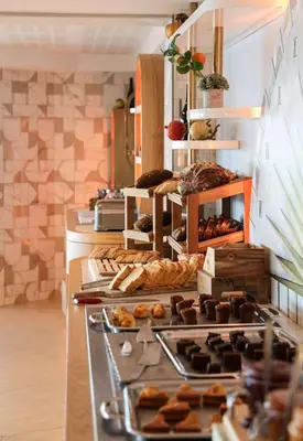 Nourriture dans l'hôtel ou à proximité