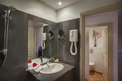 Salle de bains dans l'établissement Mare E Monti - Hôtel de Charme