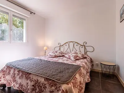 Un ou plusieurs lits dans un hébergement de l'établissement Villa Gelormini-2 by Interhome