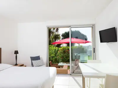 Un ou plusieurs lits dans un hébergement de l'établissement Apartment MB2 sans vue mer by Interhome