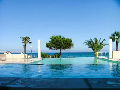 Piscine de l'établissement Apartment MB4 piscine by Interhome ou située à proximité