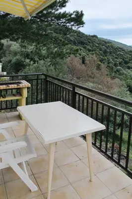 Balcon ou terrasse dans l'établissement Apartment Fougère by Interhome