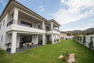 Vue générale sur la montagne ou vue sur la montagne depuis l'appartement