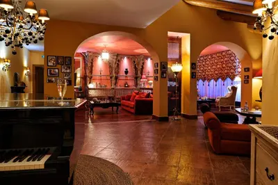 Coin salon dans l'établissement Hôtel Demeure Loredana