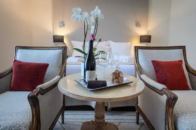 Coin salon dans l'établissement Hôtel Demeure Loredana