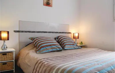 Un ou plusieurs lits dans un hébergement de l'établissement 3 Bedroom Gorgeous Home In Cervione