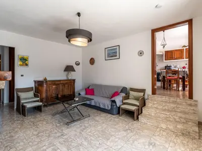 Coin salon dans l'établissement Apartment Casa Antoinette by Interhome