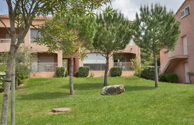 Jardin de l'établissement Mare di Sole, St-Florent