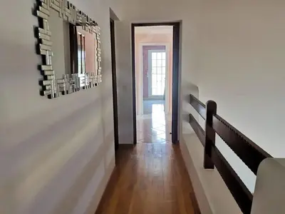 Un ou plusieurs lits dans un hébergement de l'établissement Appartement Vue Mer à Bastia, terrasse et piscine privée.