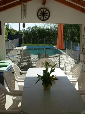 Piscine de l'établissement Villa mit grosser Sommerküche und Pool, 8 Minuten zum Sandstrand Cap Sud ou située à proximité