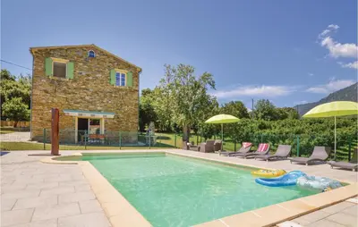 Piscine de l'établissement Awesome Home In Santa Maria Poggio ou située à proximité