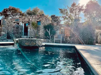 Piscine de l'établissement Hôtel Casa Rossa & Spa ou située à proximité