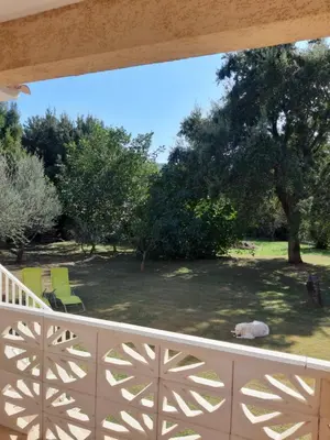 Jardin de l'établissement maison Inseme