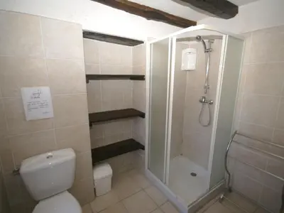 Salle de bains dans l'établissement Holiday Home Moriani-Plage with Pool