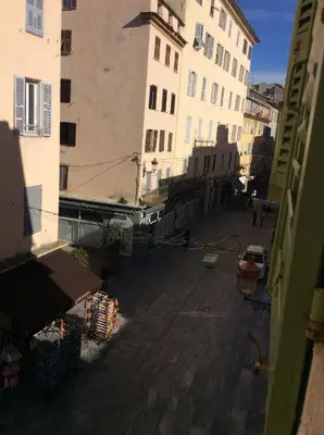 Quartier de l'appartement ou autre quartier proche
