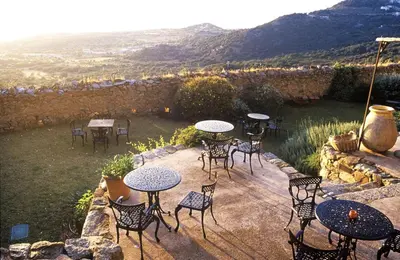 Vue générale sur la montagne ou vue sur la montagne depuis l'hôtel