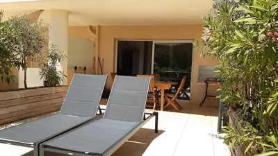 Terrasse ou espace extérieur de l'établissement Studio 4 personnes à Calvi, toutes commodités à pied