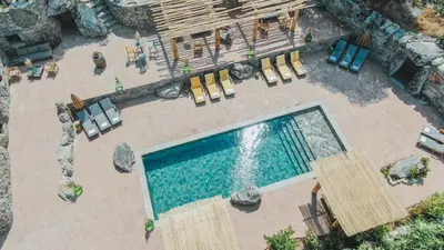 Piscine de l'établissement Résidence de Luxe 4 étoiles à Pietralba, 4 logements piscine chauffée BALAGNE ou située à proximité