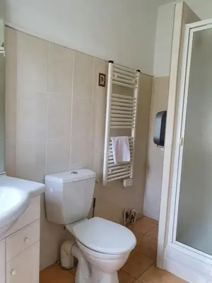 Salle de bains dans l'établissement Casa Guelfucci