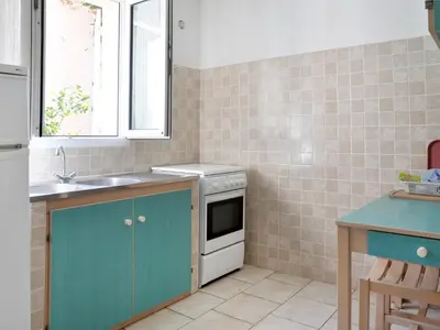 Cuisine ou kitchenette dans l'établissement Holiday Home Les Chênes by Interhome
