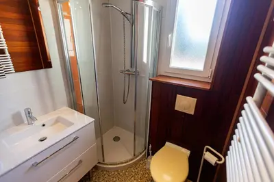 Salle de bains dans l'établissement Résidence Padro