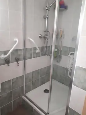 Salle de bains dans l'établissement Ribellu