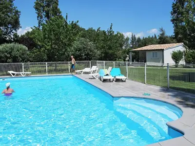 Piscine de l'établissement Holiday Home A Suara-2 by Interhome ou située à proximité