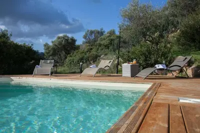 Piscine de l'établissement Villa Annonciade ou située à proximité