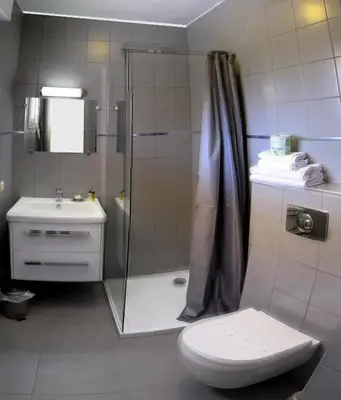 Salle de bains dans l'établissement Résidence Saint Michel