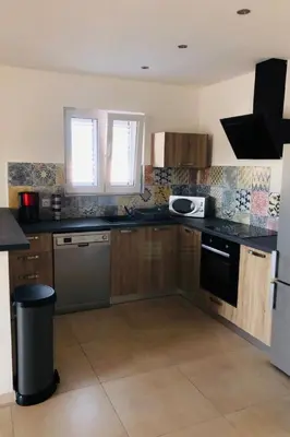 Cuisine ou kitchenette dans l'établissement Apartment A Suara Linda-2 by Interhome