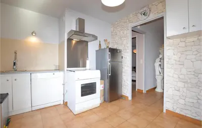 Cuisine ou kitchenette dans l'établissement Amazing Home In Borgo With Kitchen