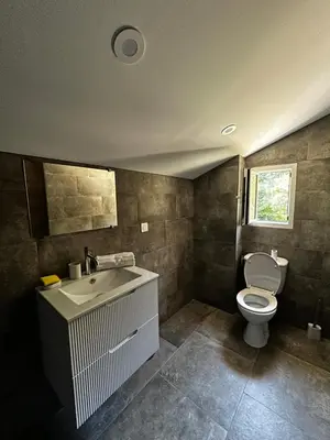Salle de bains dans l'établissement Le Relais de Sisco