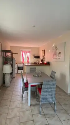 Cuisine ou kitchenette dans l'établissement Appartement PALAZZI 1