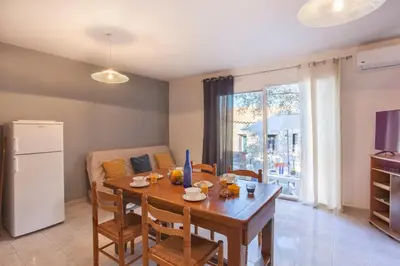 Cuisine ou kitchenette dans l'établissement Domaine Bollaccia - Casa Bodri