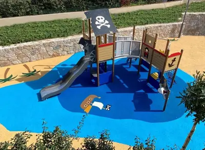 Aire de jeux pour enfants de l'établissement Résidence Storia d'Estate