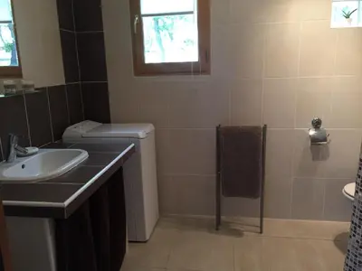 Salle de bains dans l'établissement Caselena , un havre de paix en Balagne