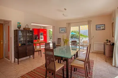 Cuisine ou kitchenette dans l'établissement Villa Cléa