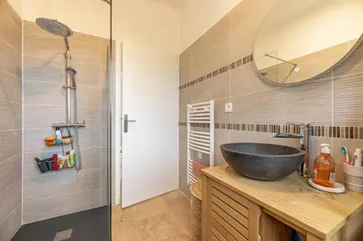 Salle de bains dans l'établissement Résidence Poggiole