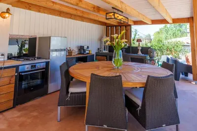 Cuisine ou kitchenette dans l'établissement Villa Roma