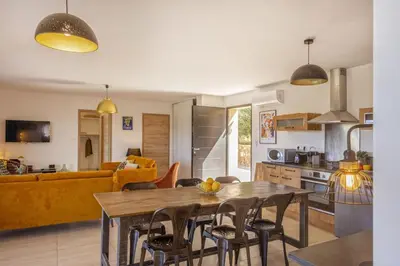 Cuisine ou kitchenette dans l'établissement Villa Davia