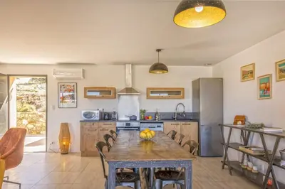 Cuisine ou kitchenette dans l'établissement Villa Davia