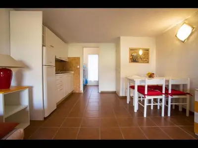 Cuisine ou kitchenette dans l'établissement Marina Corsa Res 4 rooms apartment 2 bathrooms 150 m from the sea Ghisonaccia