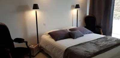 Un ou plusieurs lits dans un hébergement de l'établissement Villa prestige au bord de l'eau- Pietracorbara