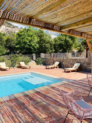 Piscine de l'établissement Villa de standing, piscine chauffée,Balagne, Pietralba ou située à proximité