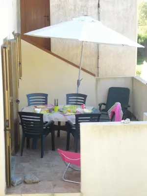 Terrasse ou espace extérieur de l'établissement Le Cabanon