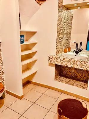 Salle de bains dans l'établissement Coup de Cœur Bastiais Mer et Caractère