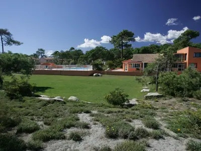 Piscine de l'établissement Holiday Home Studio cabine Type B by Interhome ou située à proximité