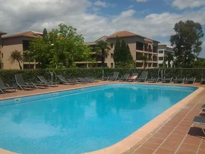 Piscine de l'établissement MORIANI STUDIO CABINE CLIMATISE 4 à 5 pers ou située à proximité